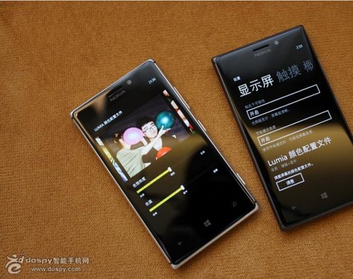 ������ ���������� �������� ���������� GDR2 � Lumia Amber �� ������ ��������� Nokia Lumia 925