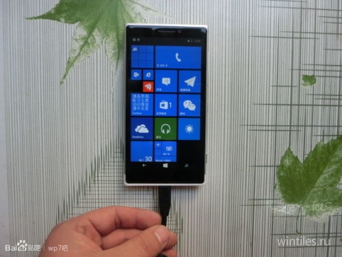      Lumia 1030