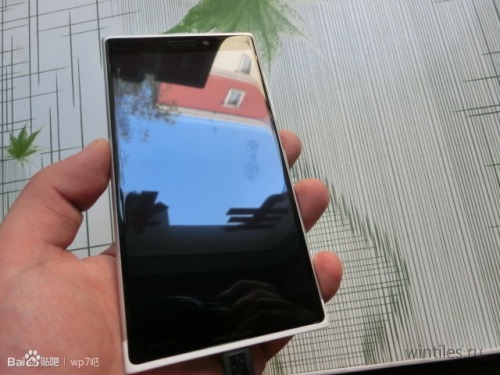      Lumia 1030